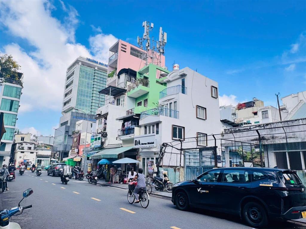 Quận 1 bán nhà 2 tầng mặt tiền cô giangdt 57m2nhà 2 mt trước & saungay góc đh mở & đh văn lang