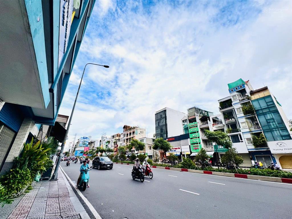 Quận 1bán nhà 5 tầng mặt tiền điện biên phủdt 59m2nhà 2mt trước & sausẵn 4p dv full nội thất