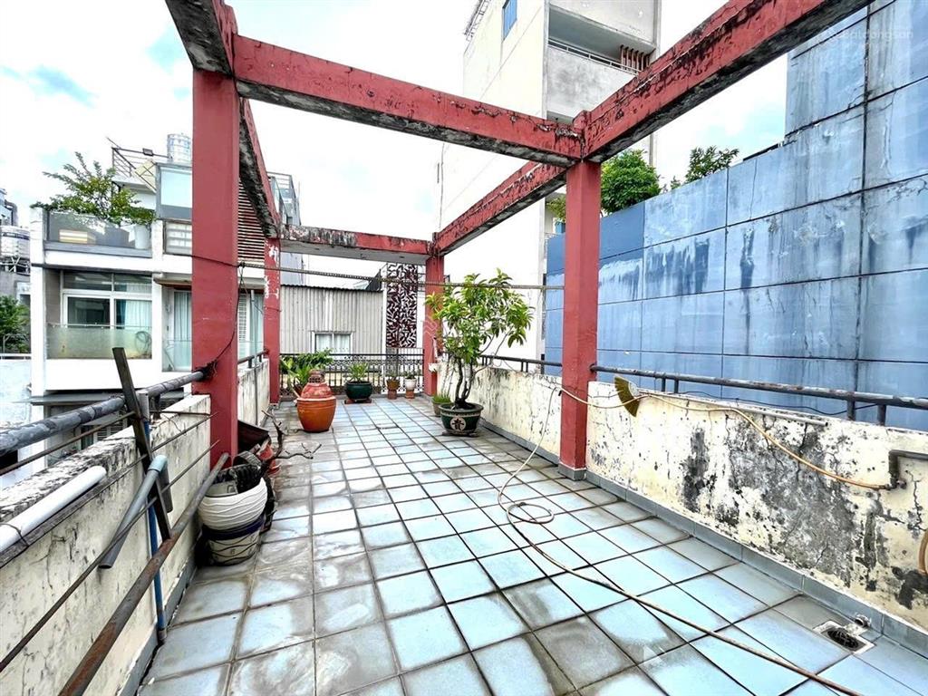 Quận 1bán nhà 4 tầng mặt tiền hẻm nguyễn hữu cầudt 70m2ngay chợ & nhà thờ tân địnhchào 13 tỷ