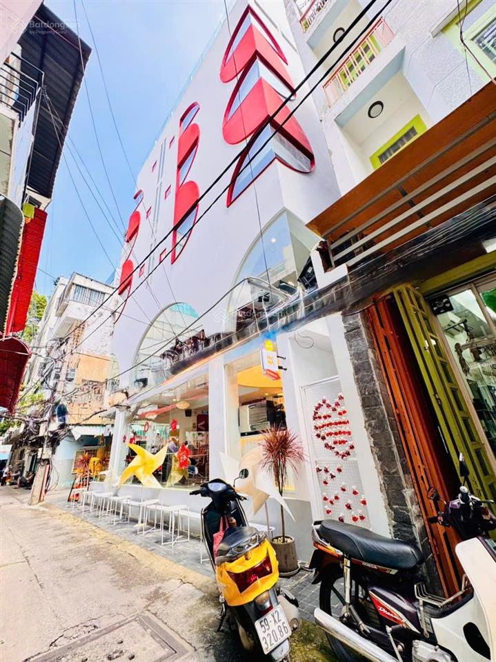 Quận 1 bán nhà 7 tầng có hầm căn góc 2 mt hxh trần hưng đạodt 68m2 5,2m*13,5mhdt khoán 120tr/th