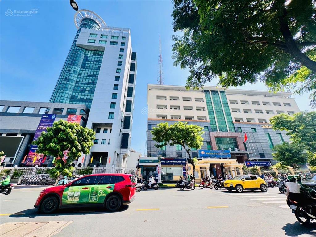 Quận 1 bán nhà 3t căn góc 3 mt hxh đinh tiên hoàng  108m2  8,2m*16,5m khai thác airbnb, homestay