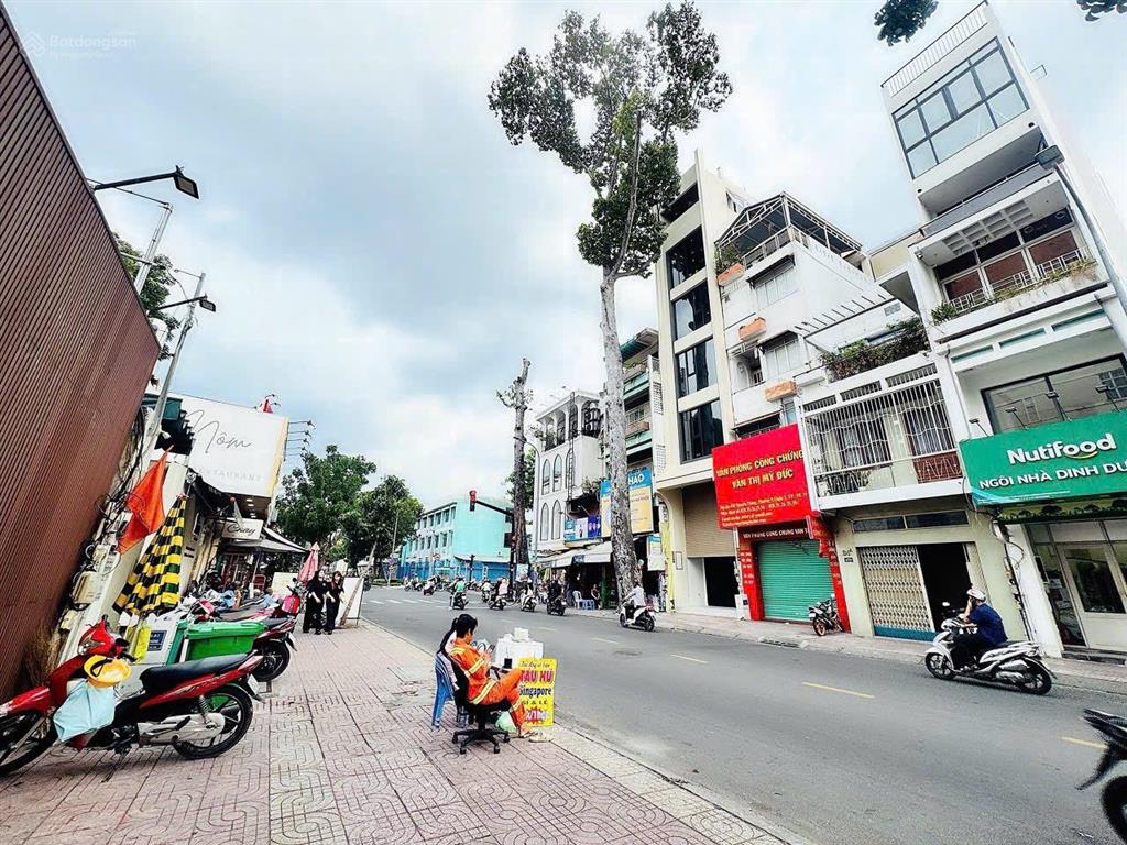 Quận 3 bán nhà 5 tầng mt nguyễn thông  dt 66m2  4,3m*16,8m  nhà 2 mt trước & sau vừa ở vừa kd