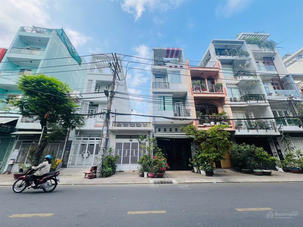 Định cư mỹ tôi cần bán nhà mặt tiền thống nhất 4x19 3.5 tấm chỉ 13.8 tỷ