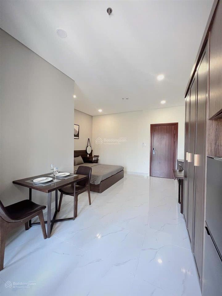 Cho thuê căn hộ 37m2 ngay phan đăng lưu ban công thoáng full nội thất gần phan xích long, sân bay
