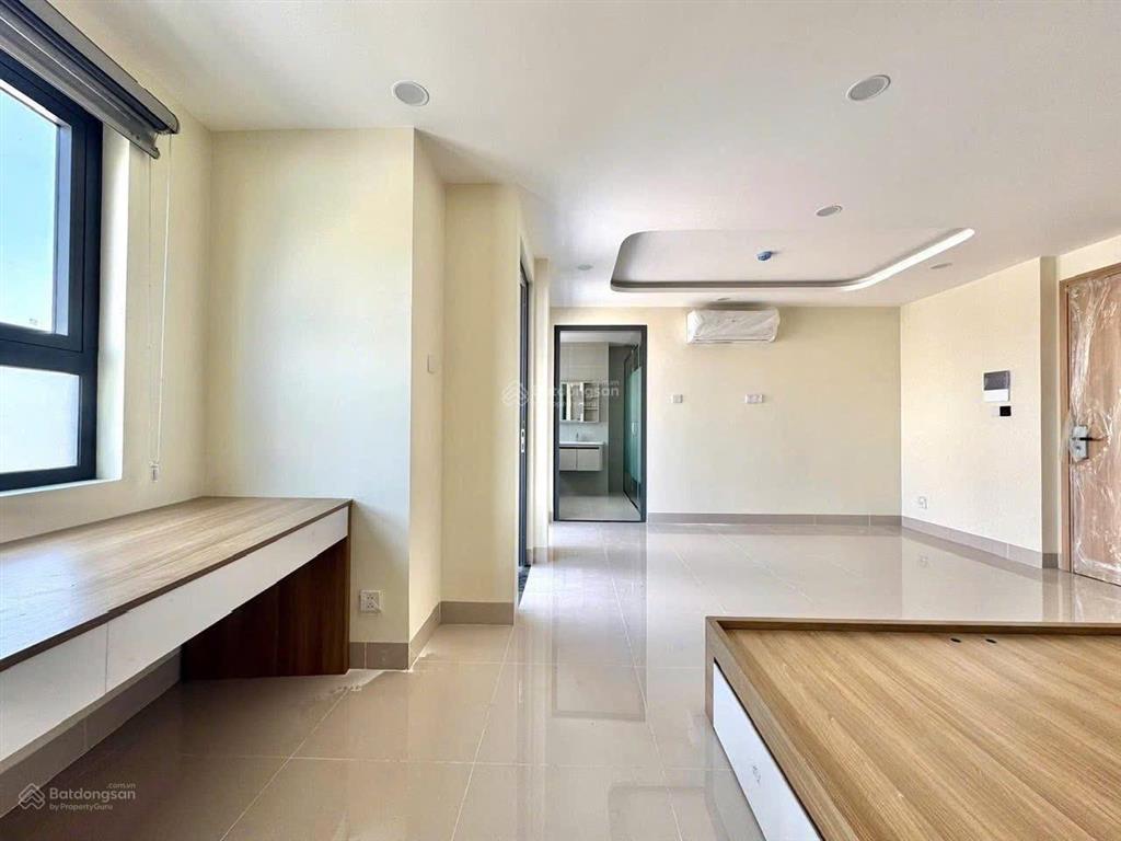 Cho thuê căn hộ 40m2 ung văn khiêm  bình thạnh ban công thoáng full nội thất gần hutech, uef