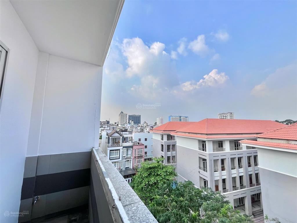 Cho thuê căn hộ 40m2 ban công thoáng full nội thất ngay khu phan xích long gần quận 1, quận 3