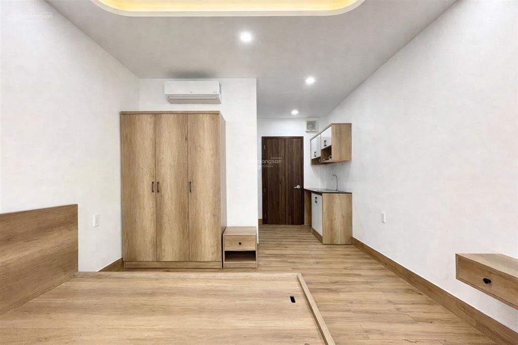 Cho thuê căn hộ studio 37m2 ban công thoáng full nội thất ngay nơ trang long, gần chợ bà chiểu