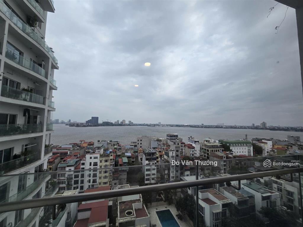Cho thuê cc golden westlake, 25 triệu vnd, 120m2, 2pn, 2wc, view hồ tây tầng cao