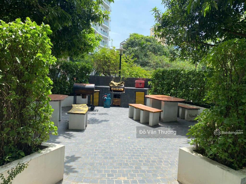 Cho thuê cc golden westlake, 25 triệu vnd, 120m2, 2pn, 2wc, view hồ tây tầng cao