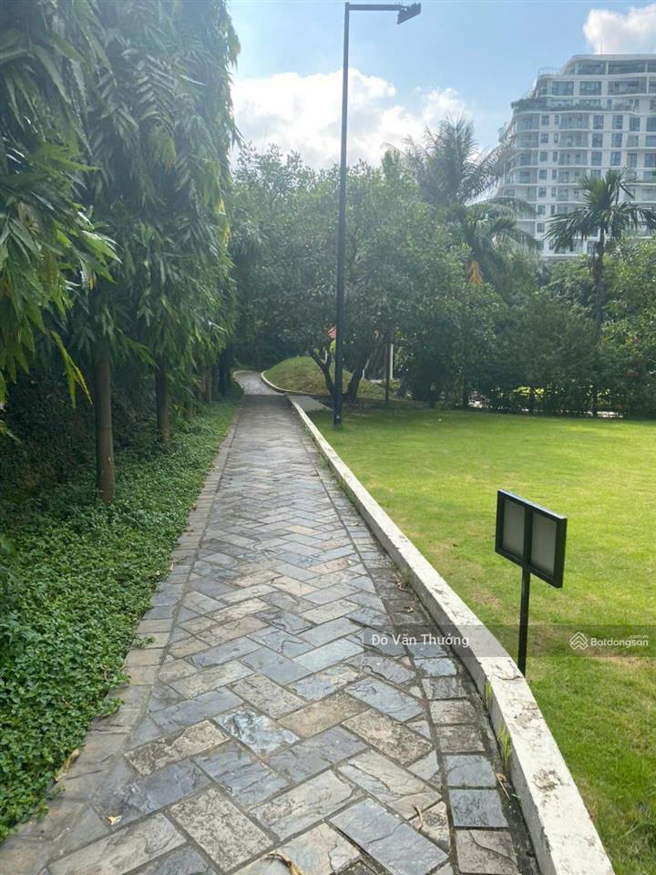 Cho thuê cc golden westlake, 25 triệu vnd, 120m2, 2pn, 2wc, view hồ tây tầng cao