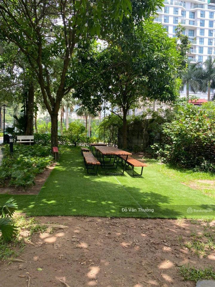 Cho thuê cc golden westlake, 25 triệu vnd, 120m2, 2pn, 2wc, view hồ tây tầng cao