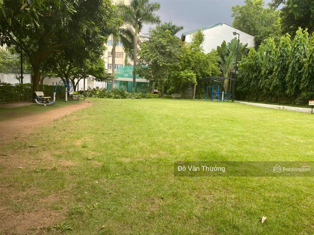 Cho thuê cc golden westlake, 25 triệu vnd, 120m2, 2pn, 2wc, view hồ tây tầng cao
