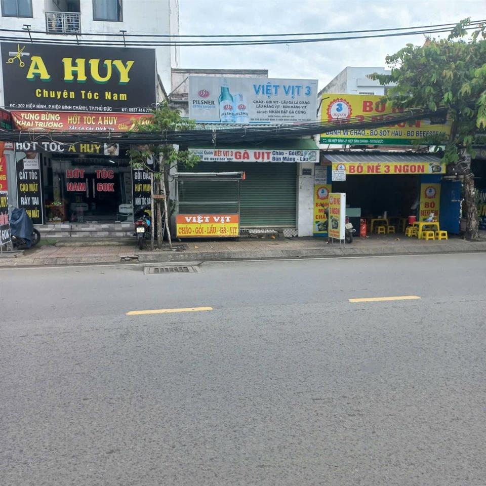 Bán nhà mặt tiền đường hiệp bình, gần nhiều trường học, chợ, siêu thị. khu vực không có qui hoạch
