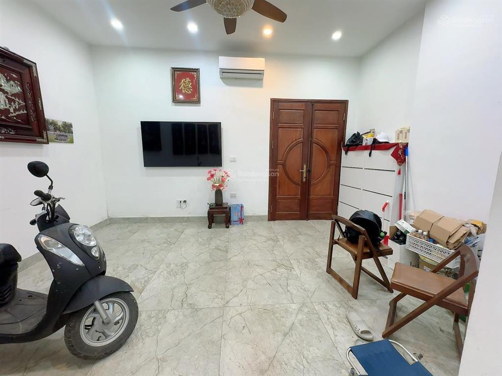 Nhà mới ở ngay,ngọc hà vừa đẹp lại sang, 37m 4t 7,6tỷ.