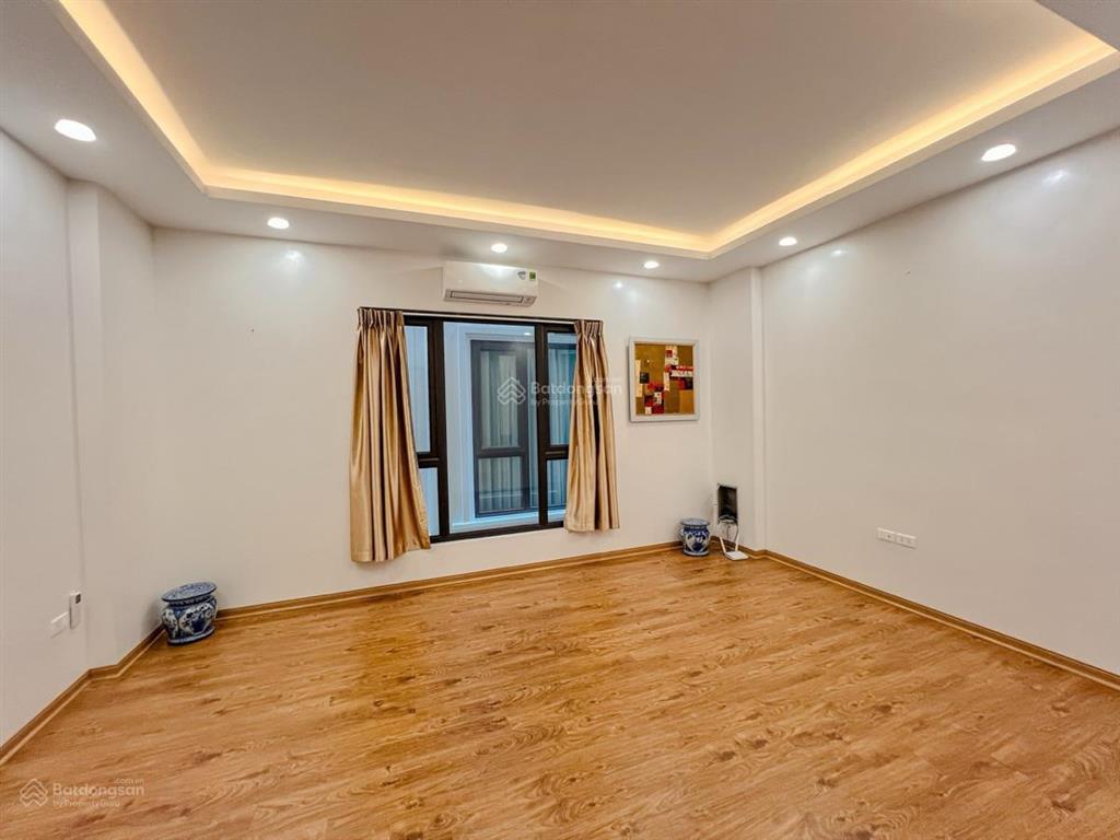 35m 6 tầng 6,9 tỷ 0363 589 *** bán nhà đội cấn ba đình, nhà đẹp ở ngay ( đội cấn ngọc hà)