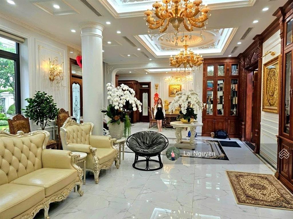 Biệt thự đẳng cấp nguyễn cơ thạch mỹ đình 102m², vỉa hè rộng, ô tô tránh. 39,2 tỷ.