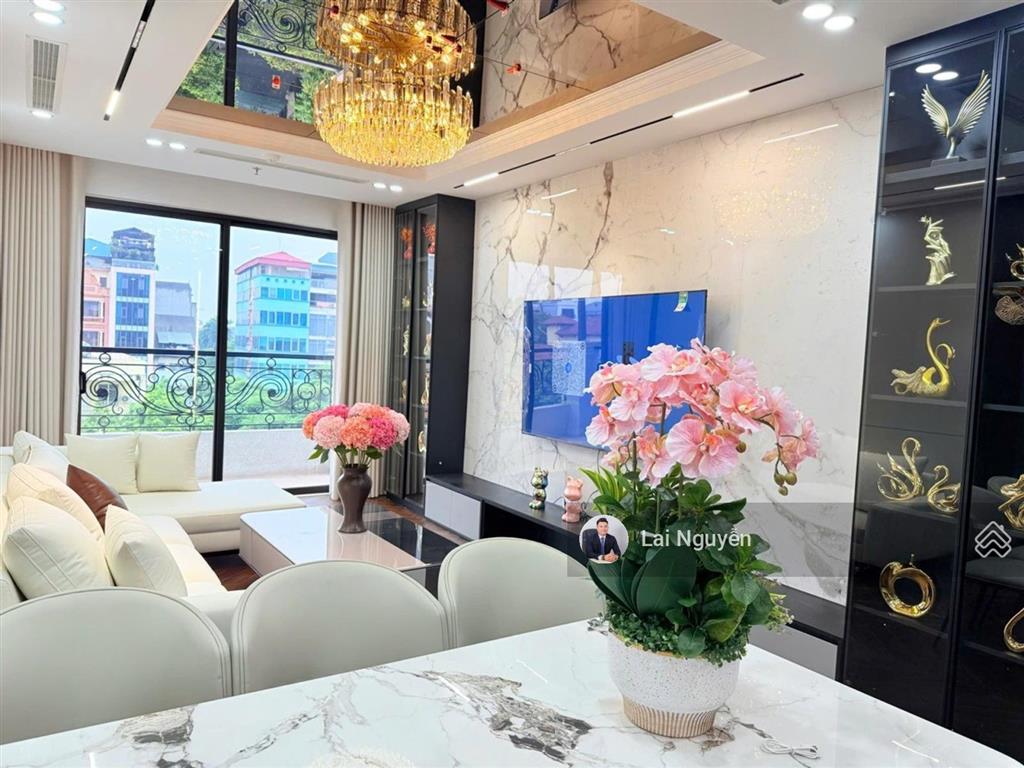 Hiếm! bán nhà phân lô trần vỹ  mai dịch  cầu giấy  72m2  lô góc  mt 5,2m  ô tô tránh.