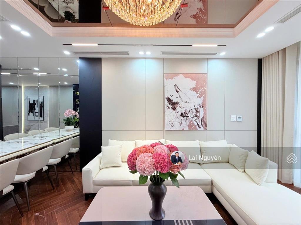 Hiếm! bán nhà phân lô trần vỹ  mai dịch  cầu giấy  72m2  lô góc  mt 5,2m  ô tô tránh.