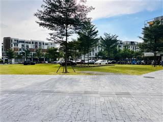 Cho thuê gấp sàn văn phòng khu đô thị the manor, chỉ 10tr/th, free 2030slot để xe, full tiện ích.