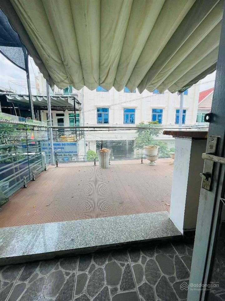 Nhà 4.5x16m, hẻm 6m thông, 4pn, 3wc đường số 3, bình hưng hòa, giá 6.68 tỷ