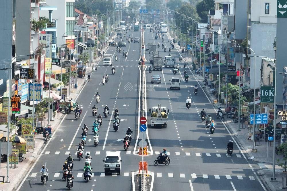 Bán nhà mặt tiền kd khu tân kỳ tân quý, 6x10m, 2 tầng, giá 5. x tỷ