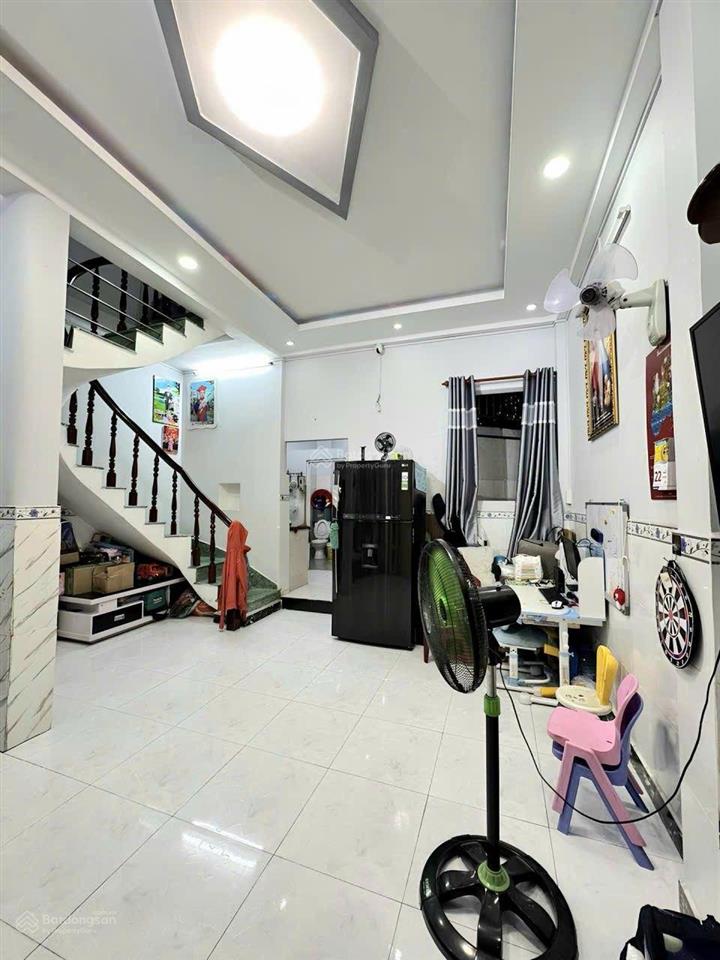 Bán nhà trần tấn, hẻm ôtô, 5.1x10m, 2tầng, 2pn, giá 4.x tỷ