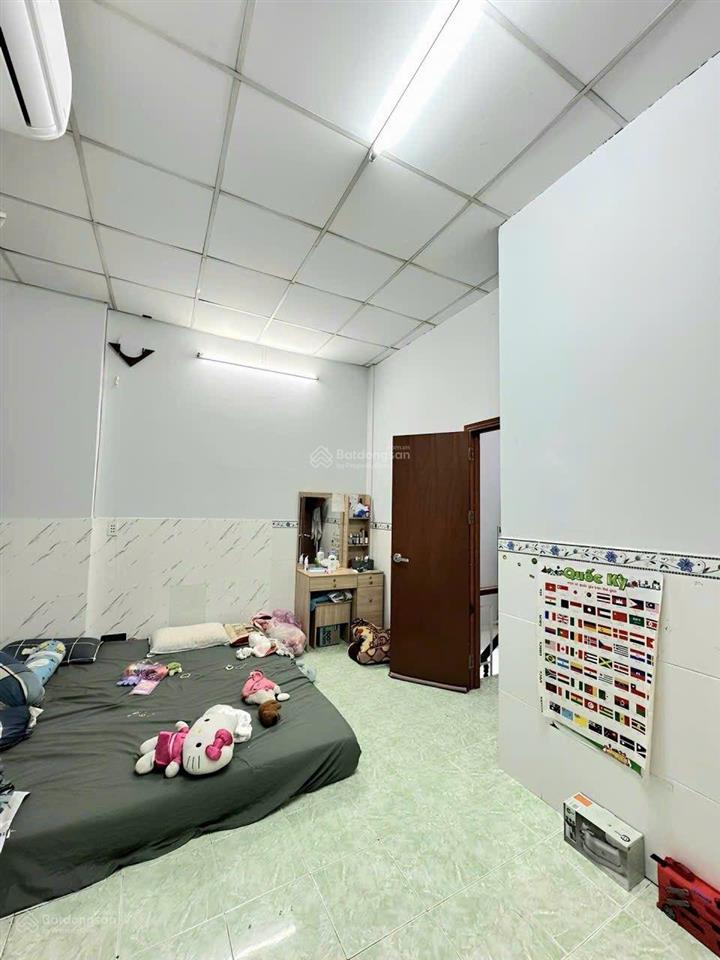 Bán nhà trần tấn, hẻm ôtô, 5.1x10m, 2tầng, 2pn, giá 4.x tỷ