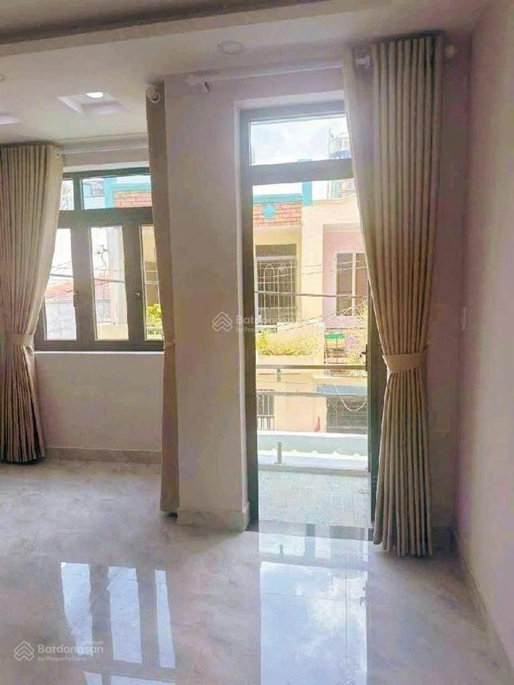 Nhà gần ga t3  hẻm ôtô  4x15m  2tầng giá chỉ 5.x tỷ  khó tìm khu trường chinh