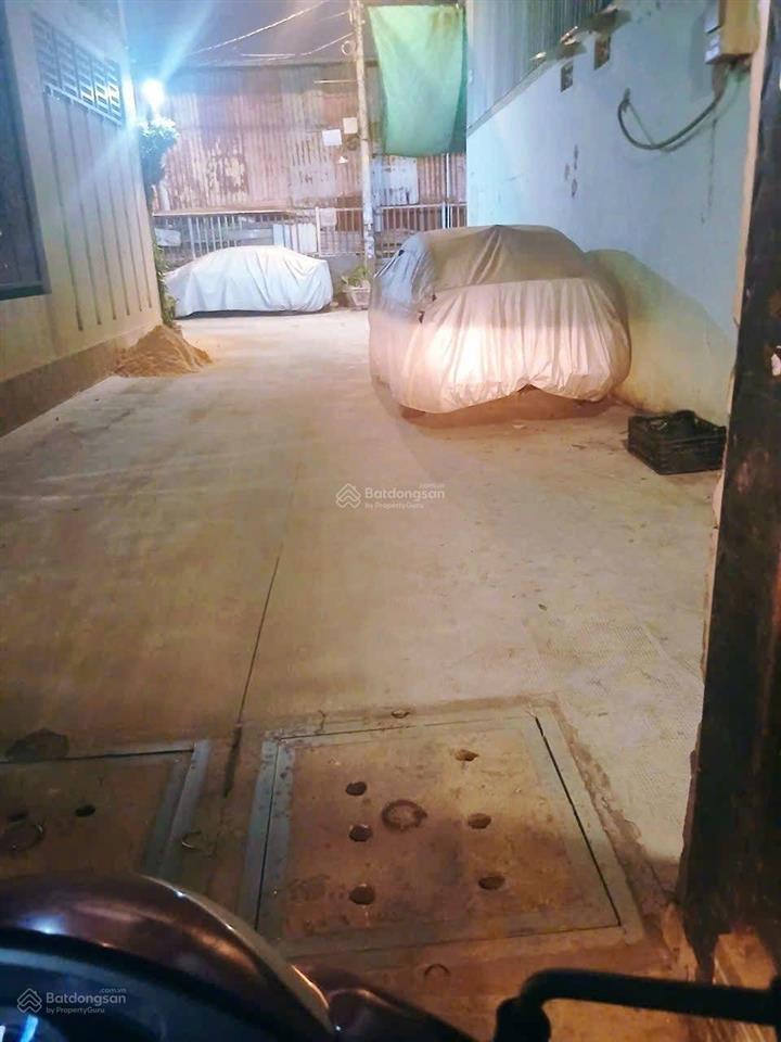 Nhà gần ga t3  hẻm ôtô  4x15m  2tầng giá chỉ 5.x tỷ  khó tìm khu trường chinh