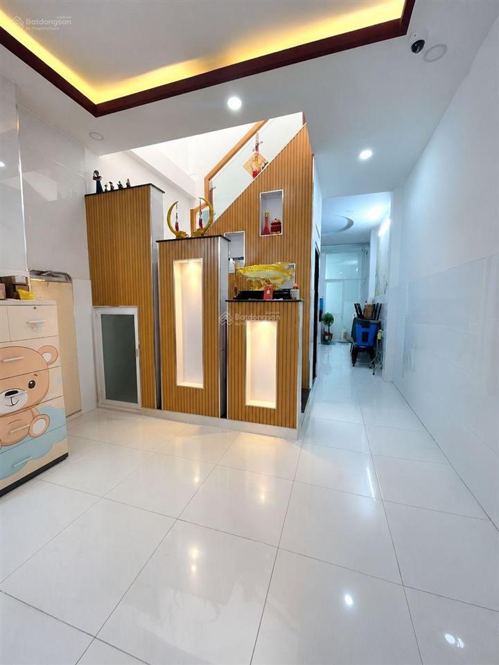 Bán nhà tô hiệu  hẻm ôtô  4x17m  2tầng  giá 6.x tỷ