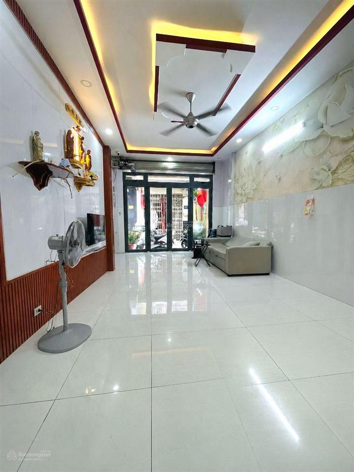 Bán nhà tô hiệu  hẻm ôtô  4x17m  2tầng  giá 6.x tỷ
