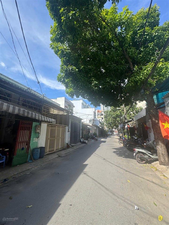 Nhà ngay aeon tân phú  5 x17m  hẻm ôtô  2 tầng  3pn  giá nhỉnh 5 tỷ