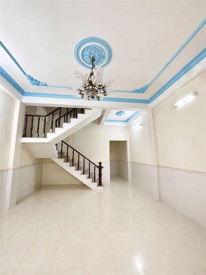 Nhà ngay aeon tân phú  5 x17m  hẻm ôtô  2 tầng  3pn  giá nhỉnh 5 tỷ