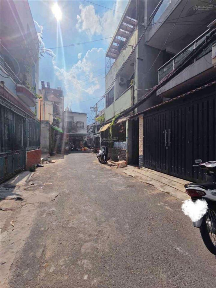 Nhà bán trần tấn  tân sơn nhì  hẻm ôtô  5.4x15m(81m)  2 tầng giá nhỉnh 6 tỷ