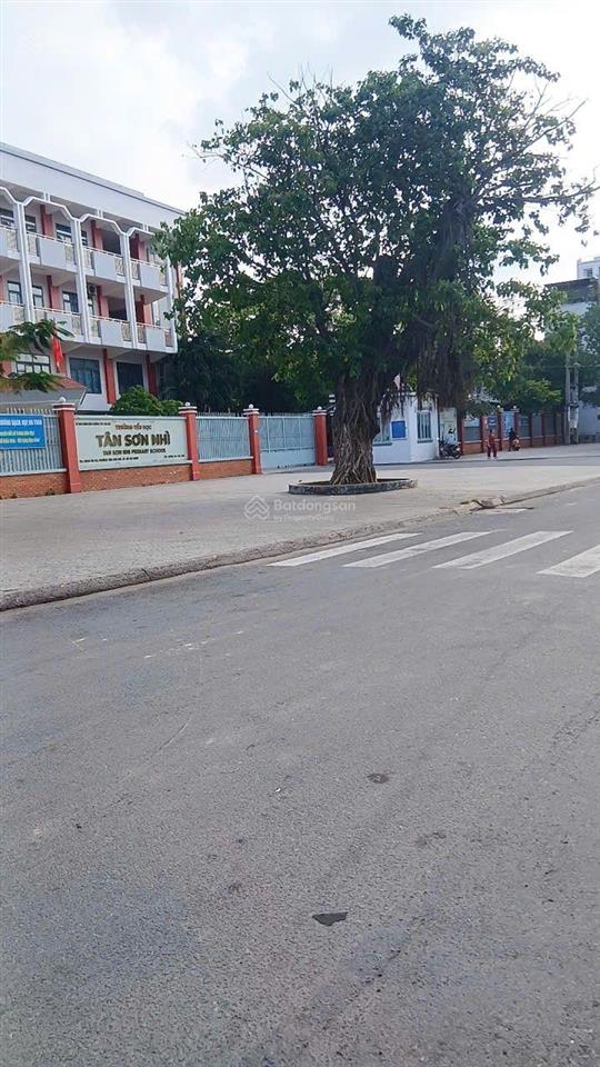 Nhà bán trần tấn  tân sơn nhì  hẻm ôtô  5.4x15m(81m)  2 tầng giá nhỉnh 6 tỷ