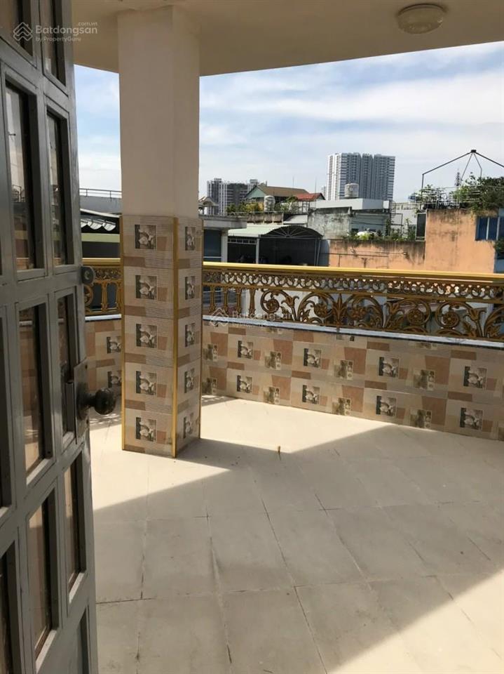 Nhà góc đường 14, kdc bình phú, ngang 8m, diện tích 73m2, 5 tầng, nhà đẹp ở ngay, giá tầm 13 tỷ