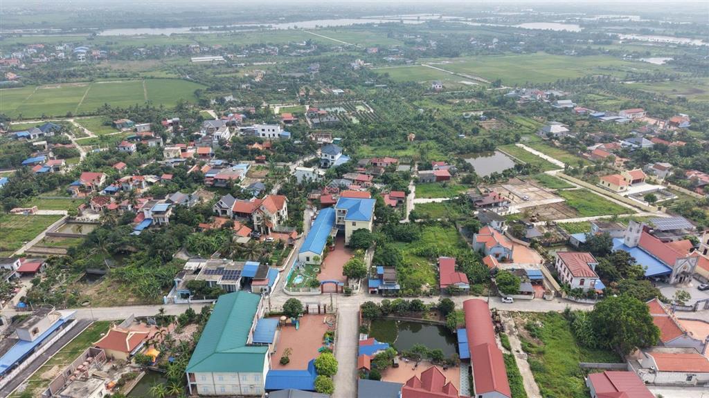 Giữa trung tâm của các tiện ích lại gần kcn tràng duệ 3 ,hàng f0