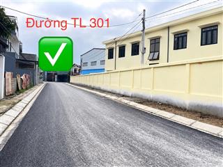 Từ đất nhìn ra đường tỉnh lộ 301 ,ngay cạnh trường tiểu học,gần chợ và khu công nghiệp tràng duệ 3