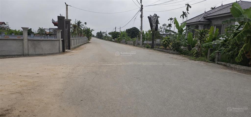 Lô đất mặt trục thôn siêu đẹp chỉ cách kcn 3phút xe, quá tiềm năng để đầu tư hoặc an cư