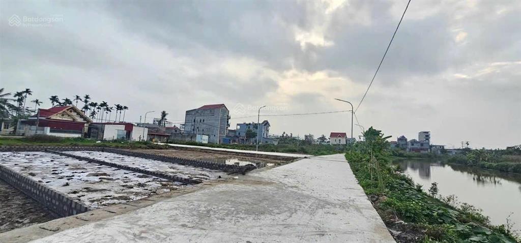 Mua đất đấu giá an tâm không lo quy hoạch. lô đất ngay trục đường lõi khu công nghiệp giá tiềm năng