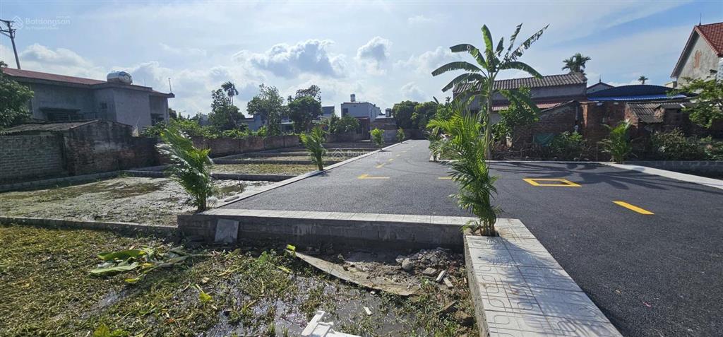 Vị trí sẽ là nơi mà công nhân lấp đầy rất nhanh vì gần cổng phụ của kcn  đại trang luôn được chọn