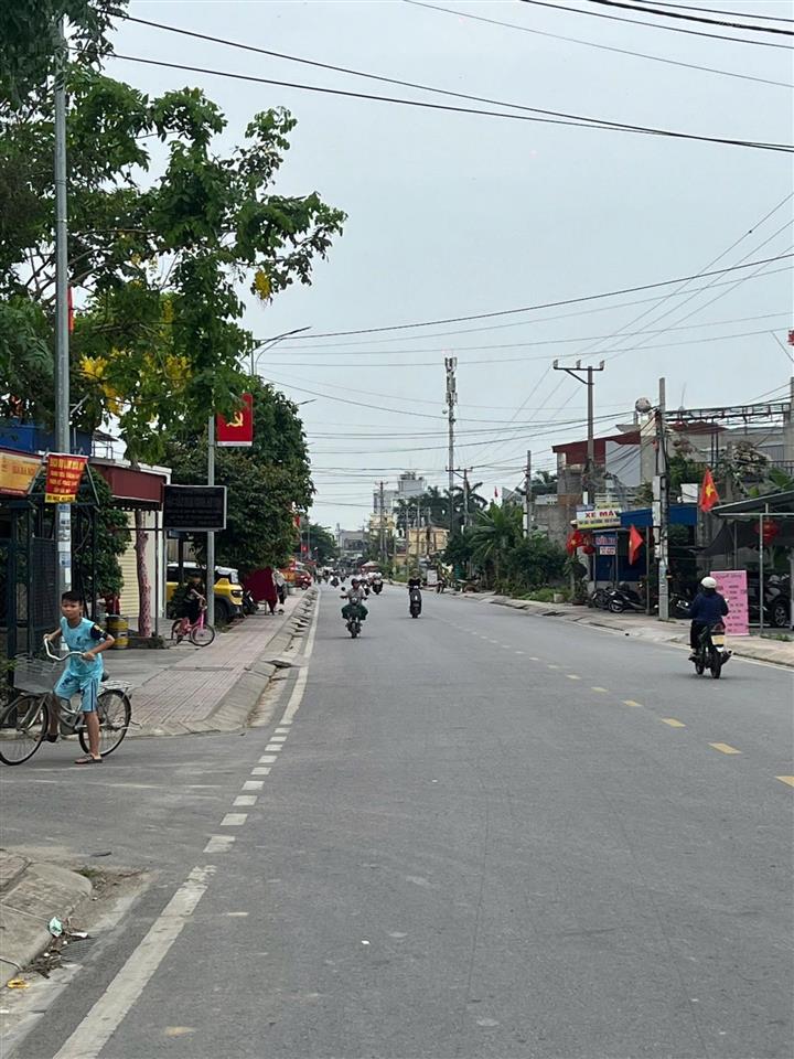 Lô góc mặt trục thôn8m giữa khu dân cư đông đúc gần các tiện ích thích hợp đầu tư hay an cư giá tốt