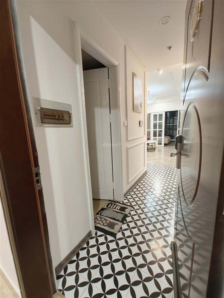 Bán căn 1 ngủ full đồ mới xịn giá chỉ 6,2 tỷ ( như ảnh 100%)   em việt 0868 598 ***