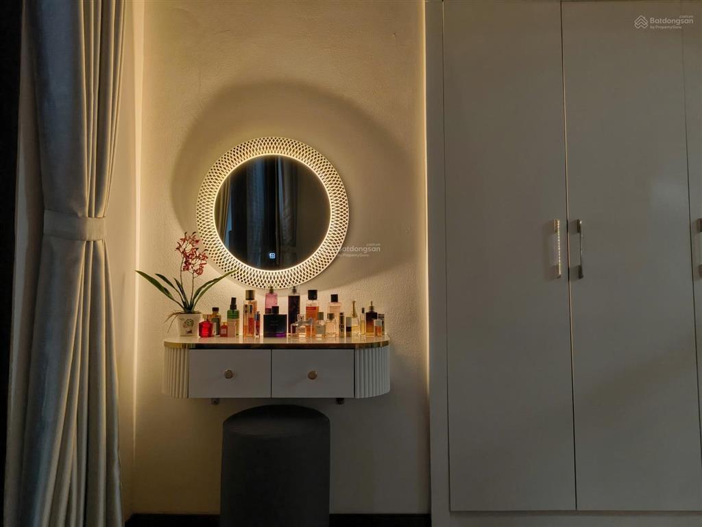 Bán căn 1 ngủ full đồ mới xịn giá chỉ 6,2 tỷ ( như ảnh 100%)   em việt 0868 598 ***