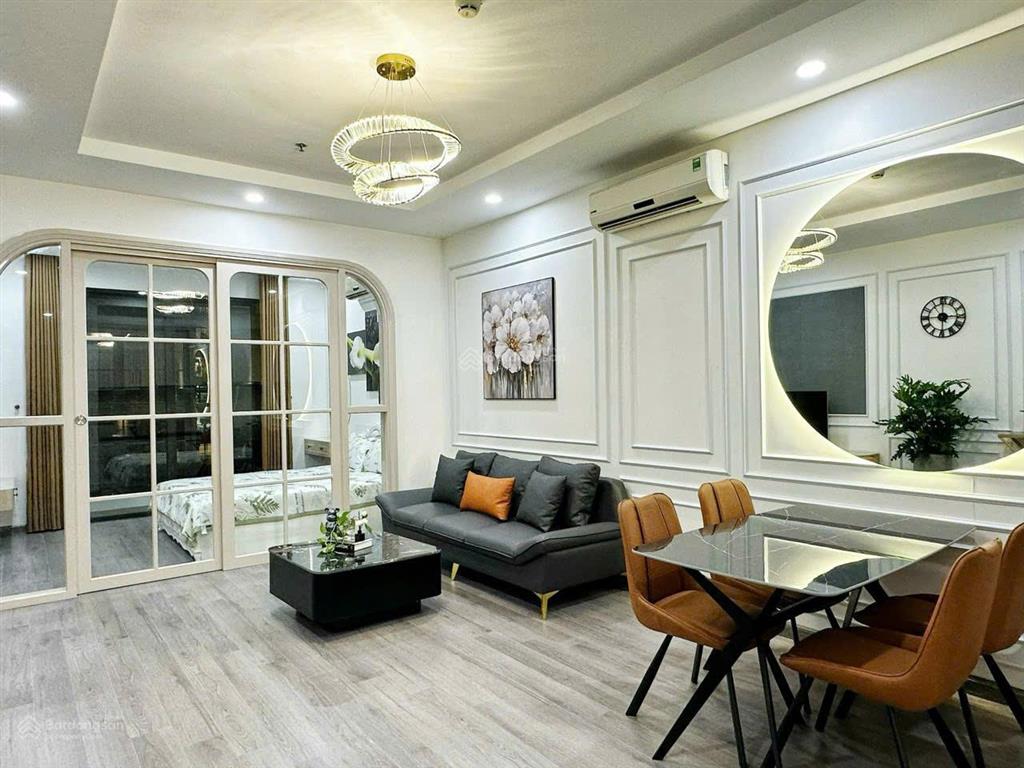 Cho thuê căn hộ 1 phòng ngủ full đồ nhà cực đẹp giá chỉ 12tr/tháng em việt 0868 598 ***