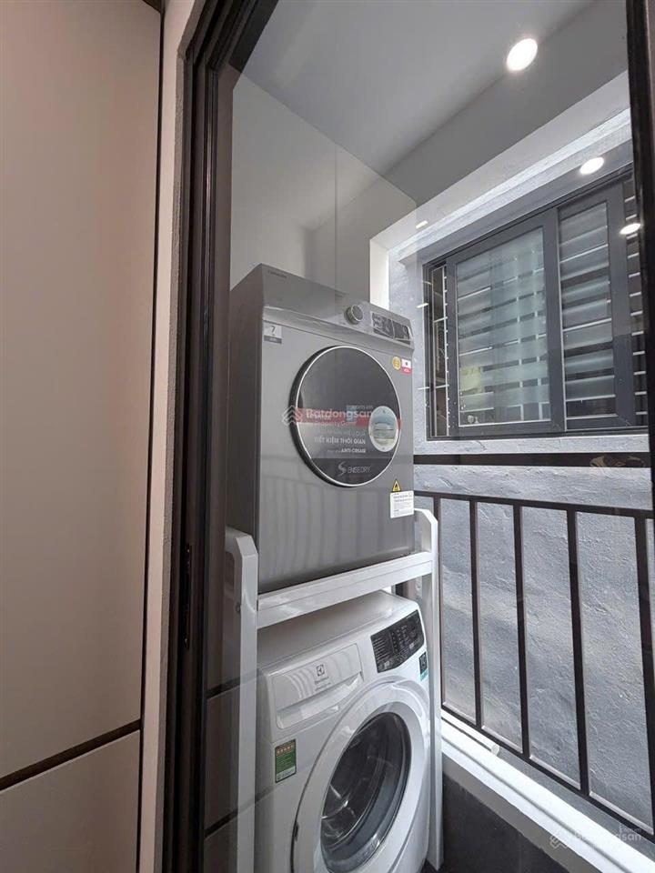 Cho thuê căn hộ mini  2 ngủ 1 khách  tại 555 kim mã, ba đình