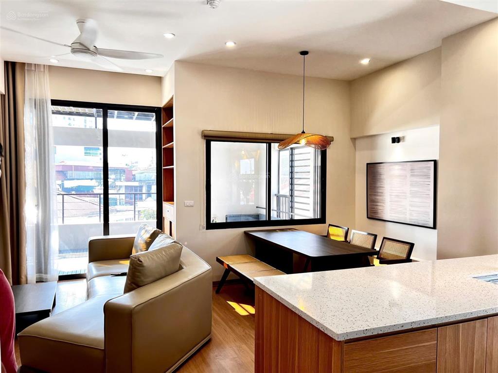 Cho thuê căn hộ 3 ngủ 1 khách tại khu đô thị đầm trấu  hai bà trưng (nhận khách tây)