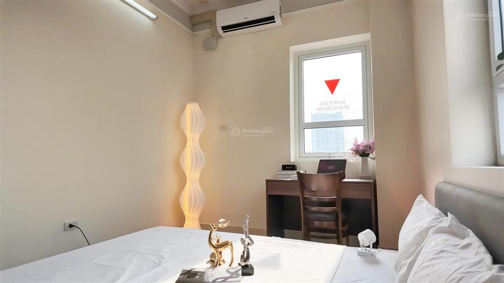 Khai trương căn hộ  3 ngủ 1 khách  ô tô đỗ cửa ngay mặt phố trương định