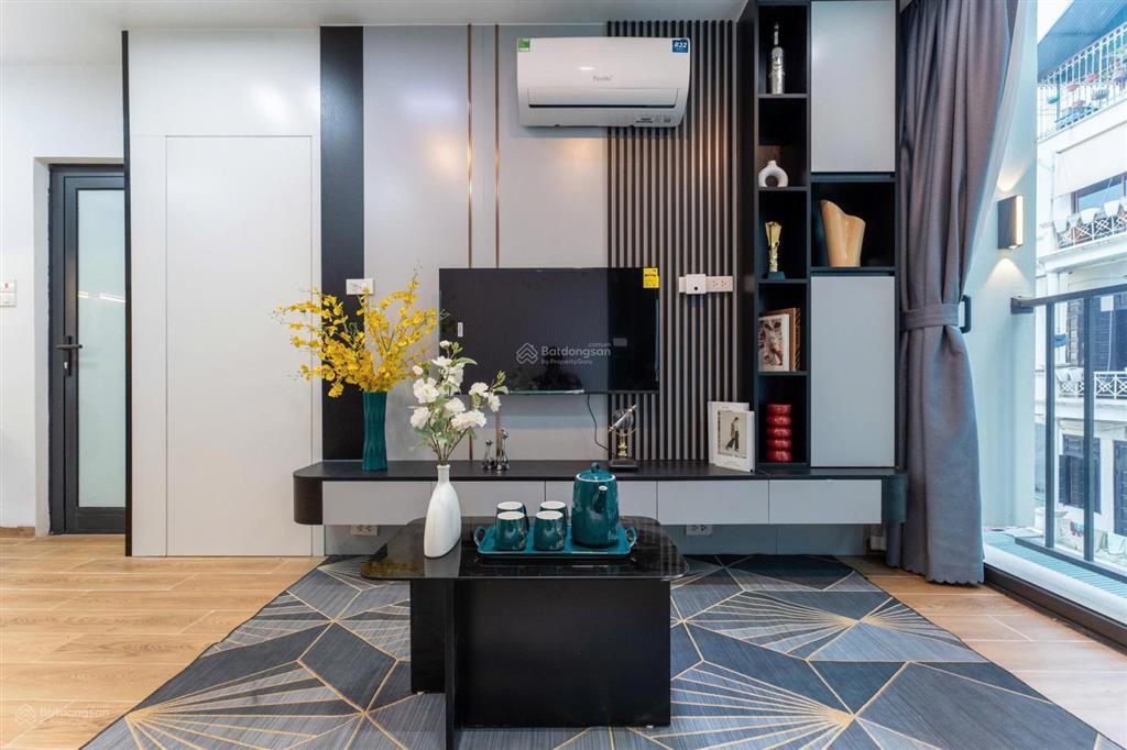 Căn hộ 1 ngủ 1 khách tại 376 đường bưởi (ô tô đỗ cửa  full nội thất)