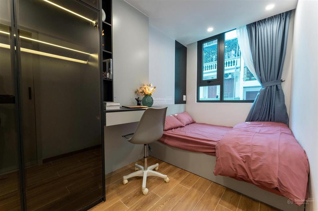Căn hộ 1 ngủ 1 khách tại 376 đường bưởi (ô tô đỗ cửa  full nội thất)